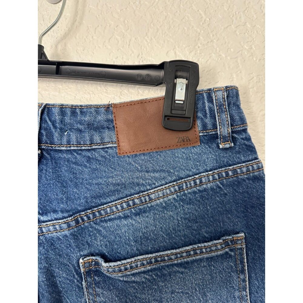 Zara High Waisted Dark Wash Blue Denim Shorts Size 8 - Picture 6 of 7